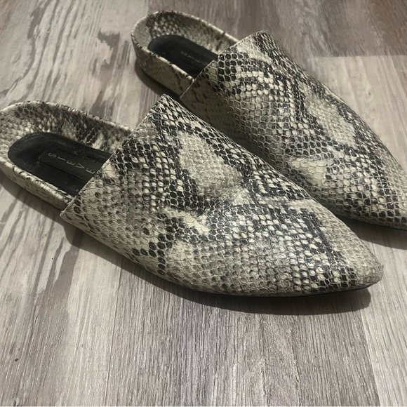 Snake Mule Steven by Steve Madden - Picture 1 of 1